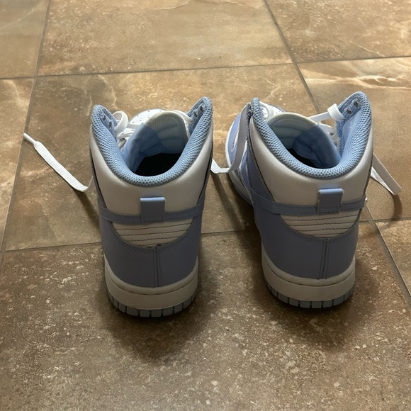 Aluminum Blue Nike Dunks - Picture 3 of 13